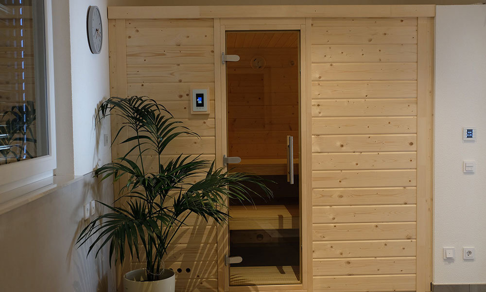 Massivholzsauna